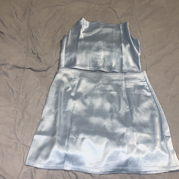 Shein solid shirred satin halter top with skirt - Picture 2 of 7
